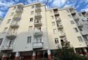 TÖMÜK’TE 2+1 HAVUZLU SİTE İÇERİSİNDE SATILIK DAİRE