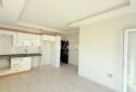 KIZKALESİ MERKEZDE DENİNZ MANZARLI VE HAVUZLU SATLIK  1+1 DAİRE
