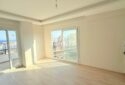 KIZKALESİ MERKEZDE DENİNZ MANZARLI VE HAVUZLU SATLIK  1+1 DAİRE