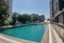 KIZKALESİ MERKEZDE DENİZ MANZARLI VE HAVUZLU SATLIK  1+1 DAİRE
