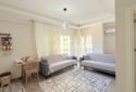 KIZKALESİ’NDE SATILIK 1+1 DAİRE – HAVUZLU SİTE İÇERİSİNDE,