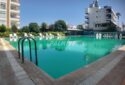 KIZKALESİNDE HAVUZLU SİTE İÇERİSİNDE EŞYALI SATILIK 1+1 DAİRE