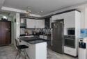 KIZKALESİNDE HAVUZLU SİTE İÇERİSİNDE EŞYALI SATILIK 2+1 DAİRE