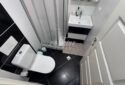 KIZKALESİ’NDE HAVUZLU SİTE İÇERİSİNDE FULL EŞYALI SATILIK 2+1 DAİRE