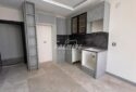 AYAŞ’TA HAVUZLU SİTE İÇERİSİNDE SATILIK 1+1 DAİRE