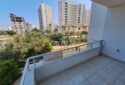 KIZKALESİNDE HAVUZ VE DOĞA MANZARALI SATILIK 2+1 DAİRE
