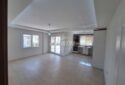 KIZKALESİNDE HAVUZ VE DOĞA MANZARALI SATILIK 2+1 DAİRE