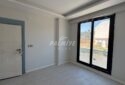 Kızkalesinde Havuz Manzaralı 1+1 Sıfır Daire